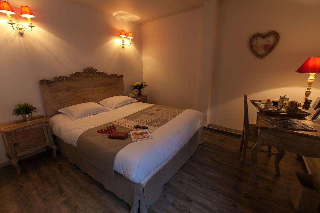 Brit Hotel Bristol Montbeliard Centre Zimmer foto