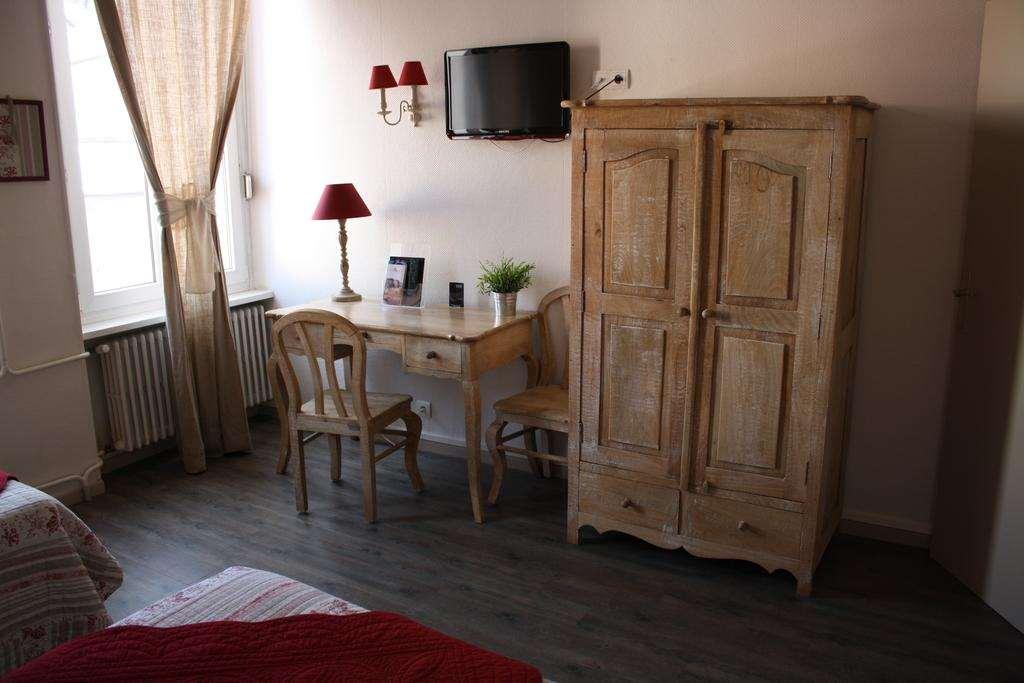 Brit Hotel Bristol Montbeliard Centre Zimmer foto